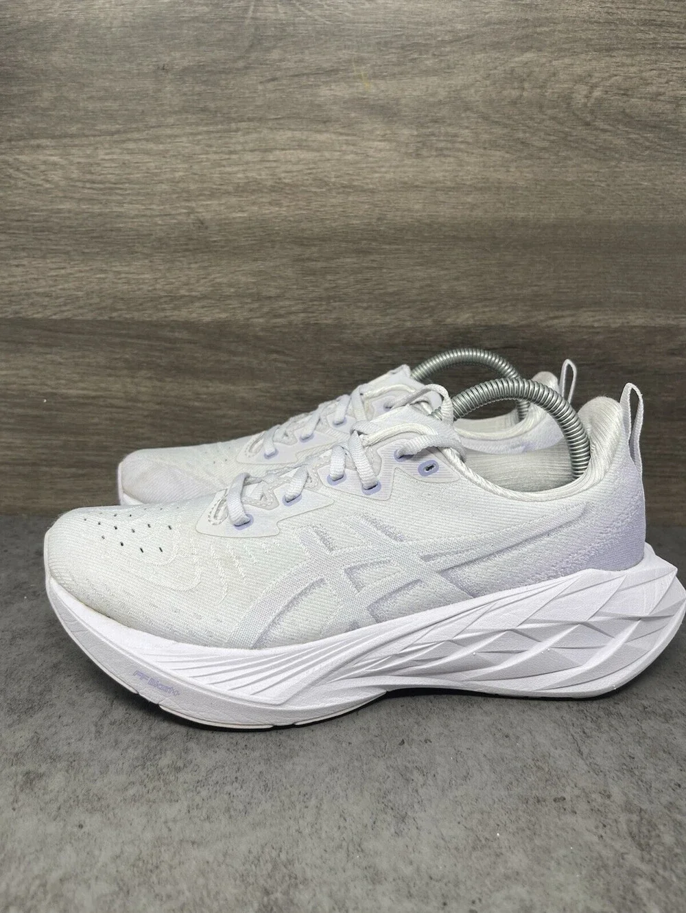 Asics Novablast 4 Sneakers Womens Size 8.5 Lilac Purple Athletic Running
